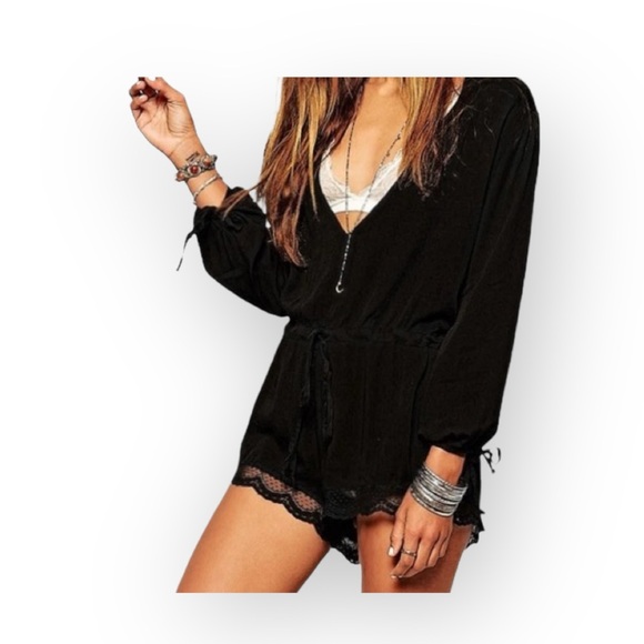 new One Teaspoon ☻︎ Priscilla Edgy Lace Short Romper Shorts Jumpsuit ☻ Black XS - Picture 6 of 17